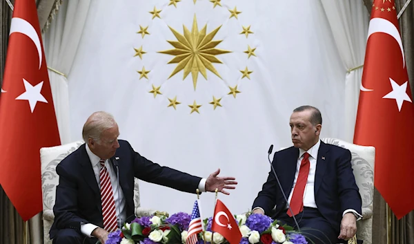 Joe Biden and Turkish President Recep Tayyip Erdogan speaking during a press conference in Ankara, August 25, 2016(AFP)