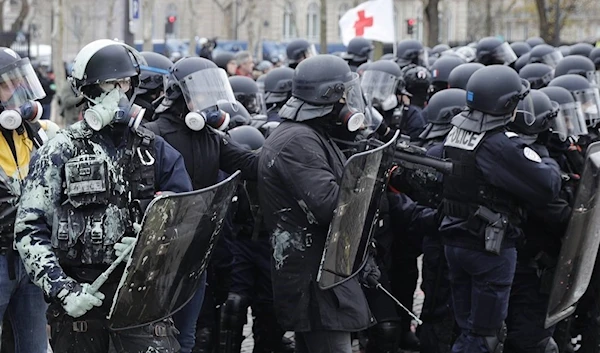 French police clash with protesters over Italy train project