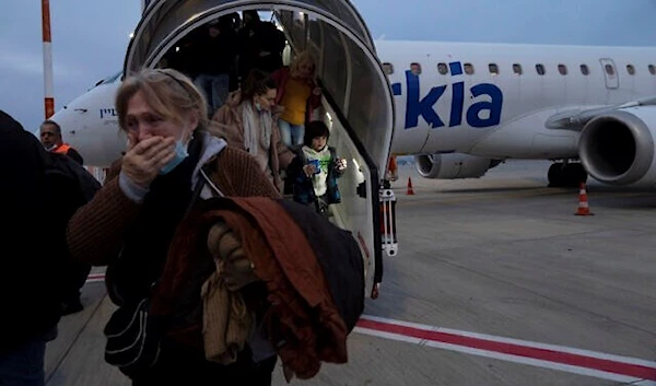 "Israel" treatment of Ukrainian refugees makes them vulnerable to traf