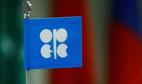 A flag with the Organization of the Petroleum Exporting Countries (OPEC) logo is seen during a meeting of OPEC and non-OPEC producing countries in Vienna, Austria September 22, 2017. (Reuters)