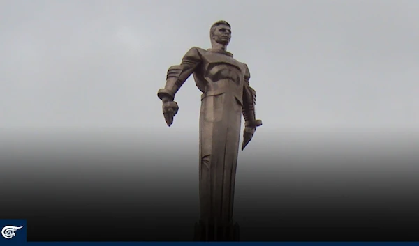 Kiev removes statue of Soviet cosmonaut Yuri Gagarin