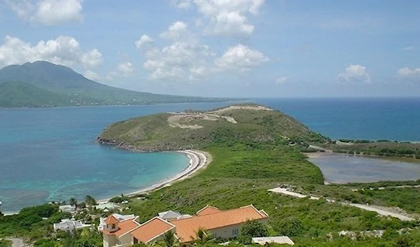 A view of Nevis island from the southeastern peninsula of Saint Kitts. (Wikimedia Commons)