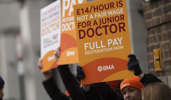 England braces for 5-day strike over pay by junior hospital doctors