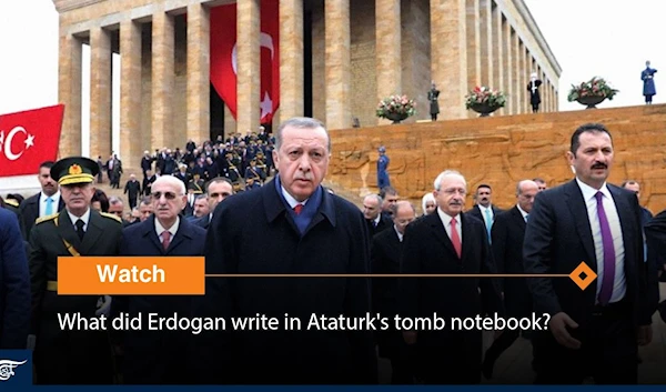 What did Erdogan write in Ataturk's tomb notebook?