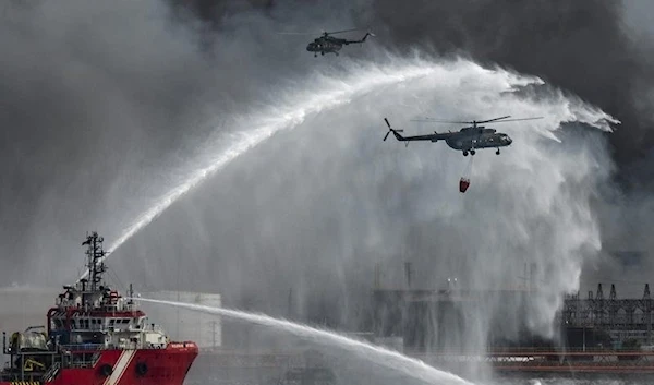 Wildfire near Athens forces evacuation of seaside resorts (AFP)