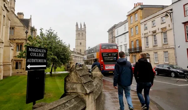 Top UK universities will turn more students away