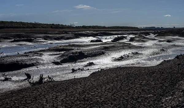 The low water level at the Paso Severino reservoir amid a severe drought in Florida, Uruguay, in June, 2023. (Photo by Eitan ABRAMOVICH / AFP)