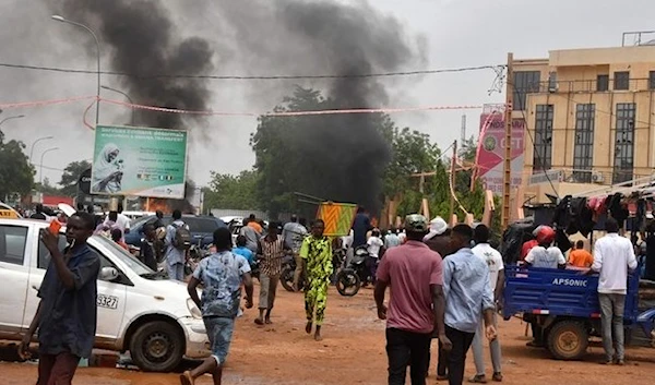 Supporters of the Nigerien defense forces in Niamey. (AFP)