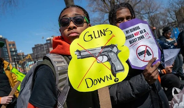 Students, teachers and others participate in a rally outside of the Williamsburg Charter High School in Brooklyn on March 29, 2023 in New York City. (Getty Images / AFP)