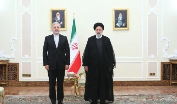 Iranian President Ebrahim Raisi meets with the Iranian ambassador to Saudi Arabia Alireza Enayati in Tehran on September 5, 2023. (IRNA)