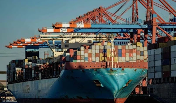 The container ship 'Maersk Bratan' in Hamburg . AFP