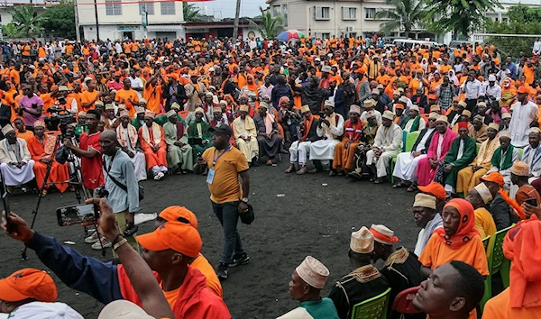 Comoros citizens cast votes in presidential election