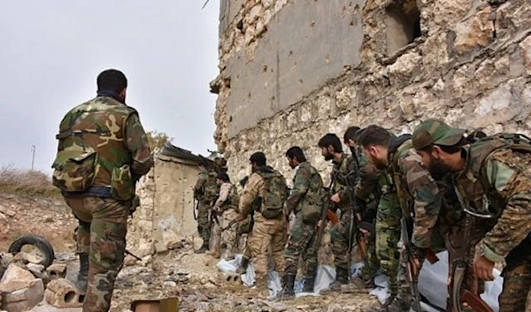 Syrian army fighting terrorists in Aleppo's eastern Karm al-Jabal neighborhood on December 5, 2016. (AFP)