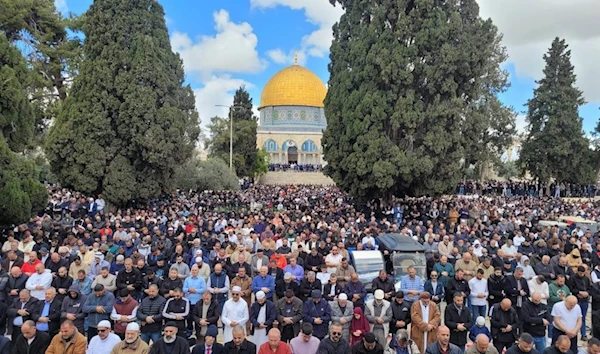 Palestinians praying at Al Aqsa Mosque (Social Media)