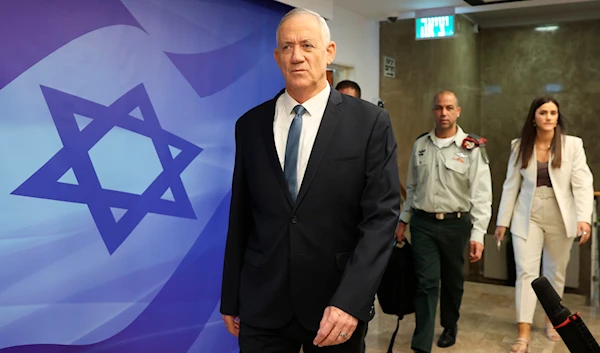 Gantz overtakes Netanyahu in latest Israeli poll