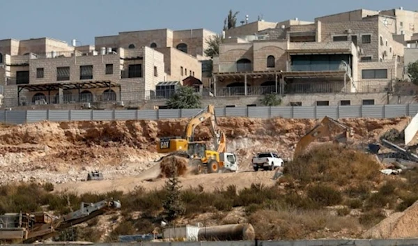 The construction of the illegal "Givat Shaked" settlement project in the Beit Shafafa neighborhood, occupied al-Quds (Social Media)