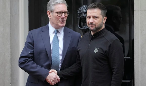 FILE - Britain's Prime Minister Keir Starmer welcomes Ukrainian President Volodymyr Zelenskyy to 10 Downing Street in London, Thursday, Oct. 10, 2024. (AP)