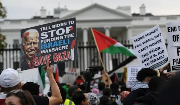 Demonstrators gather in front of the White House during a rally in support of Palestinians. (AFP/Getty Images)