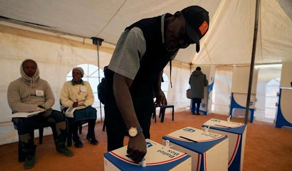 South Africans head to polling stations for crucial general election