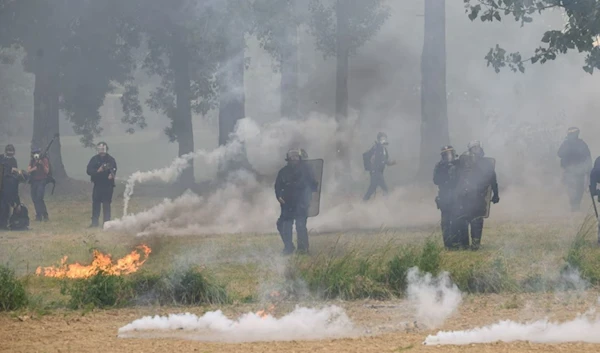 Thousands of demonstrators ignored a ban on the gathering to protest against the Castres-Toulouse motorway project. (AFP/Getty Images)