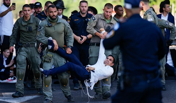 Israeli police disperse Ultra-Orthodox Jews blocking a highway during a protest against possible changes to regarding the laws for military drafts near Bnei Brak, 'Israel', June 2, 2024. (AP)