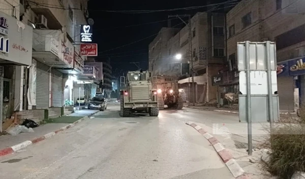 IOF confronted by Palestinian youth during raids in West Bank, al-Quds