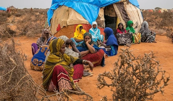 Ethiopian women moved to temporary sites close to permanent water point, as drought affected Ethiopia Somali region. (UNOCHA)