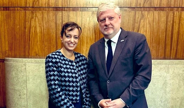 Angus Robertson pictured with Israeli deputy ambassador Daniela Grudsky Ekstein (Social media/Twitter/X)