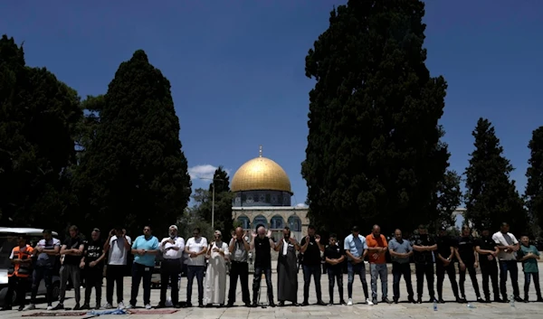 Hamas calls on Palestinian masses to confront settler raids on al-Aqsa