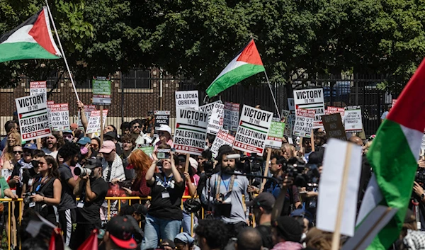 Pro-Palestinian protesters in Union Park prepare to march before the start of the Democratic National Convention (DNC) in Chicago, Illinois, August 19, 2024. (AFP)