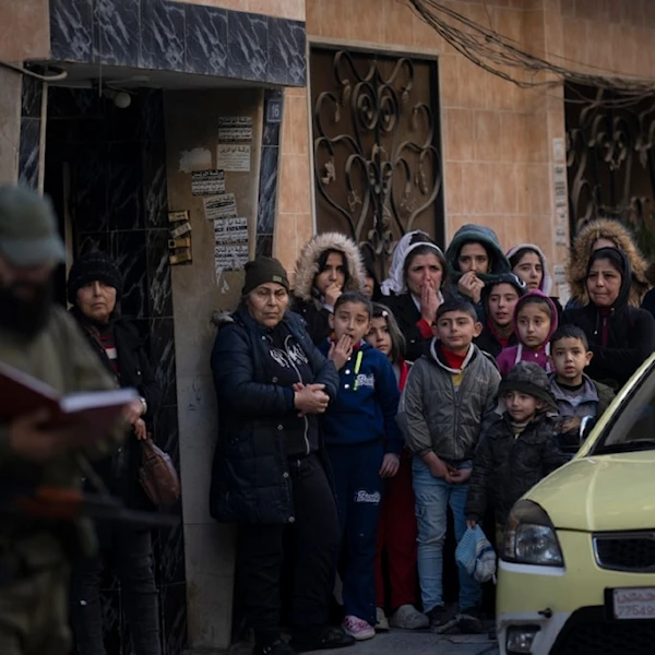 Fate of 900 people in Homs unknown amid calls for halt of violations